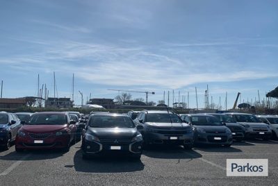Parking Traiano