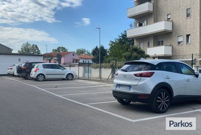 Red Parking