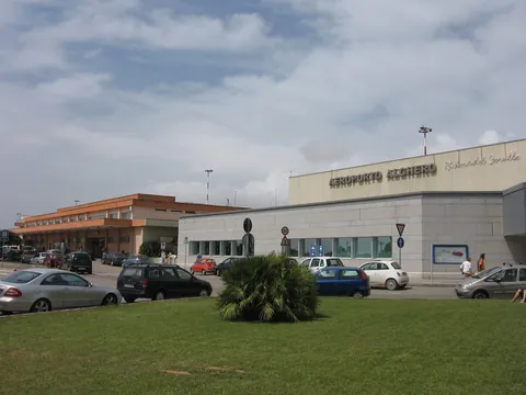 Parcheggi vicino a Aeroporto di Alghero