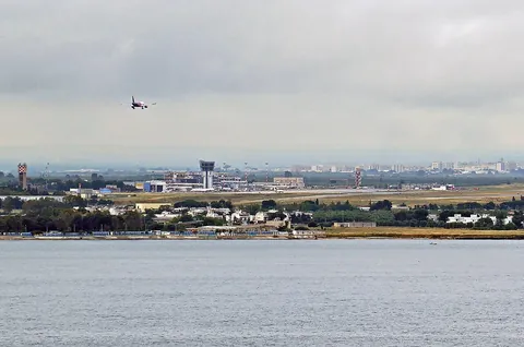 Parcheggi vicino a Aeroporto di Bari Palese