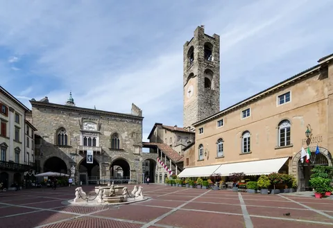 Parcheggi vicino a Centro di Bergamo