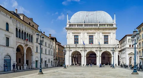 Parcheggi vicino a Centro di Brescia
