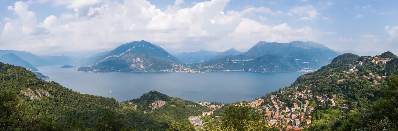 Parcheggi vicino a Centro di Como