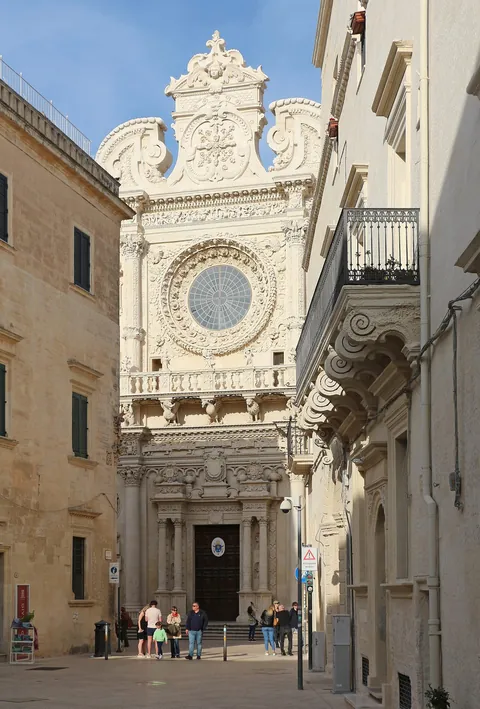 Parcheggi vicino a Centro di Lecce