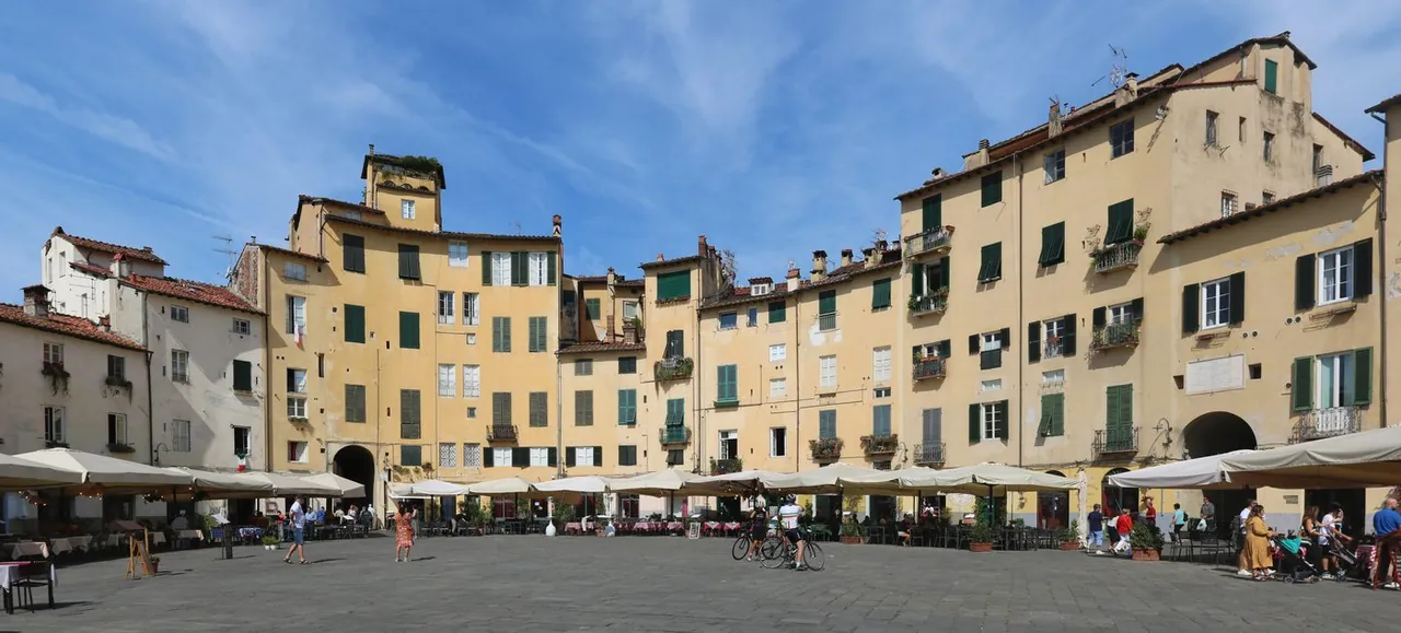 Parcheggi a Lucca