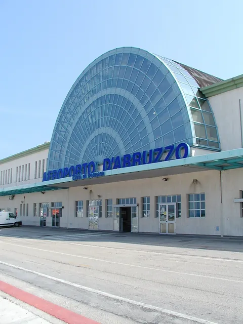Parcheggi vicino a Aeroporto di Pescara