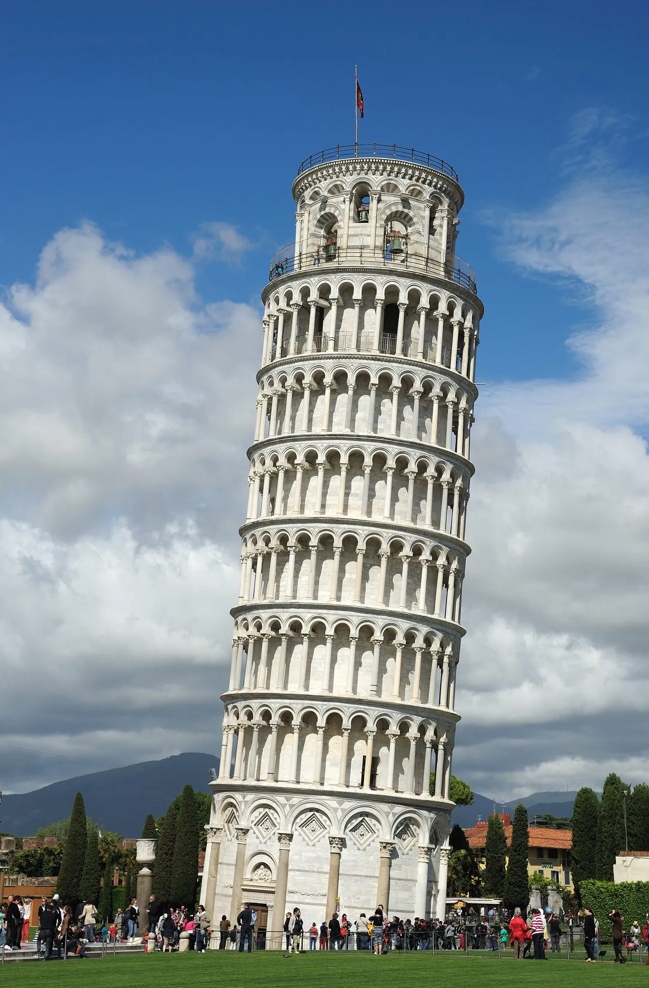 Parcheggi vicino a Centro di Pisa