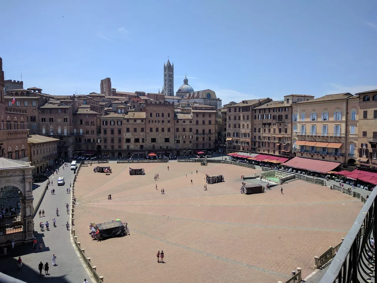 Parcheggi vicino a Centro di Siena