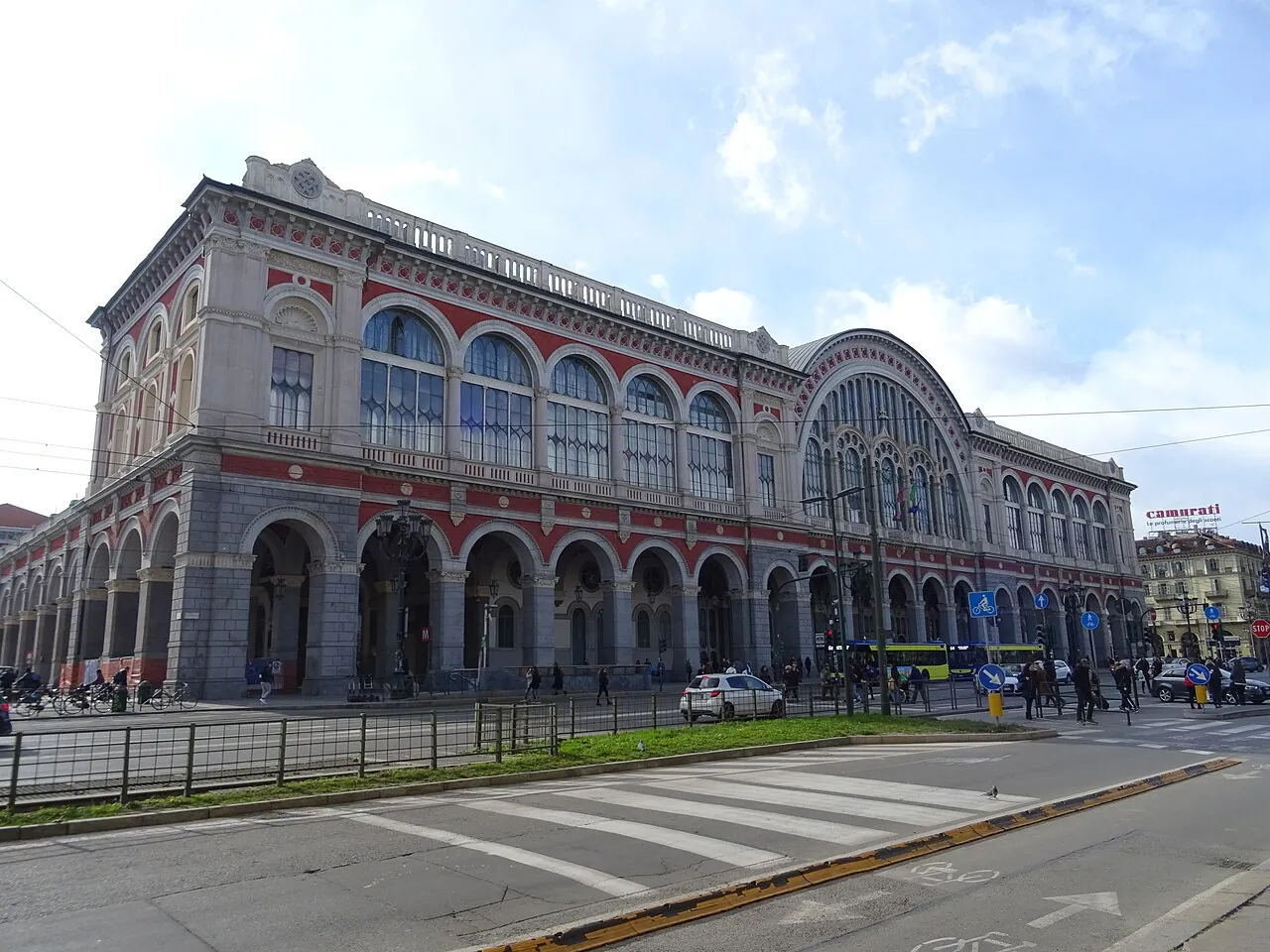 Parcheggi vicino a Stazione di Torino Porta Nuova
