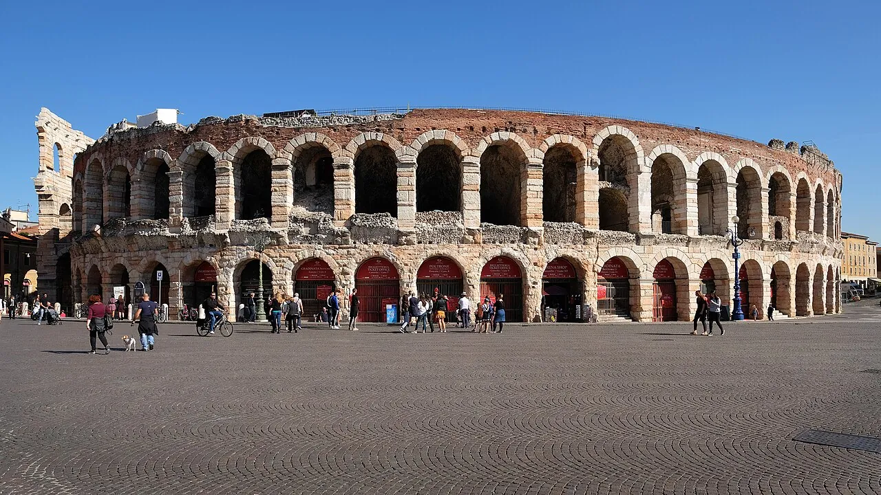 Parcheggi vicino a Centro di Verona
